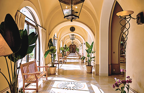 image:Hotel Nikko Alivila/Yomitan Rizort Okinawa